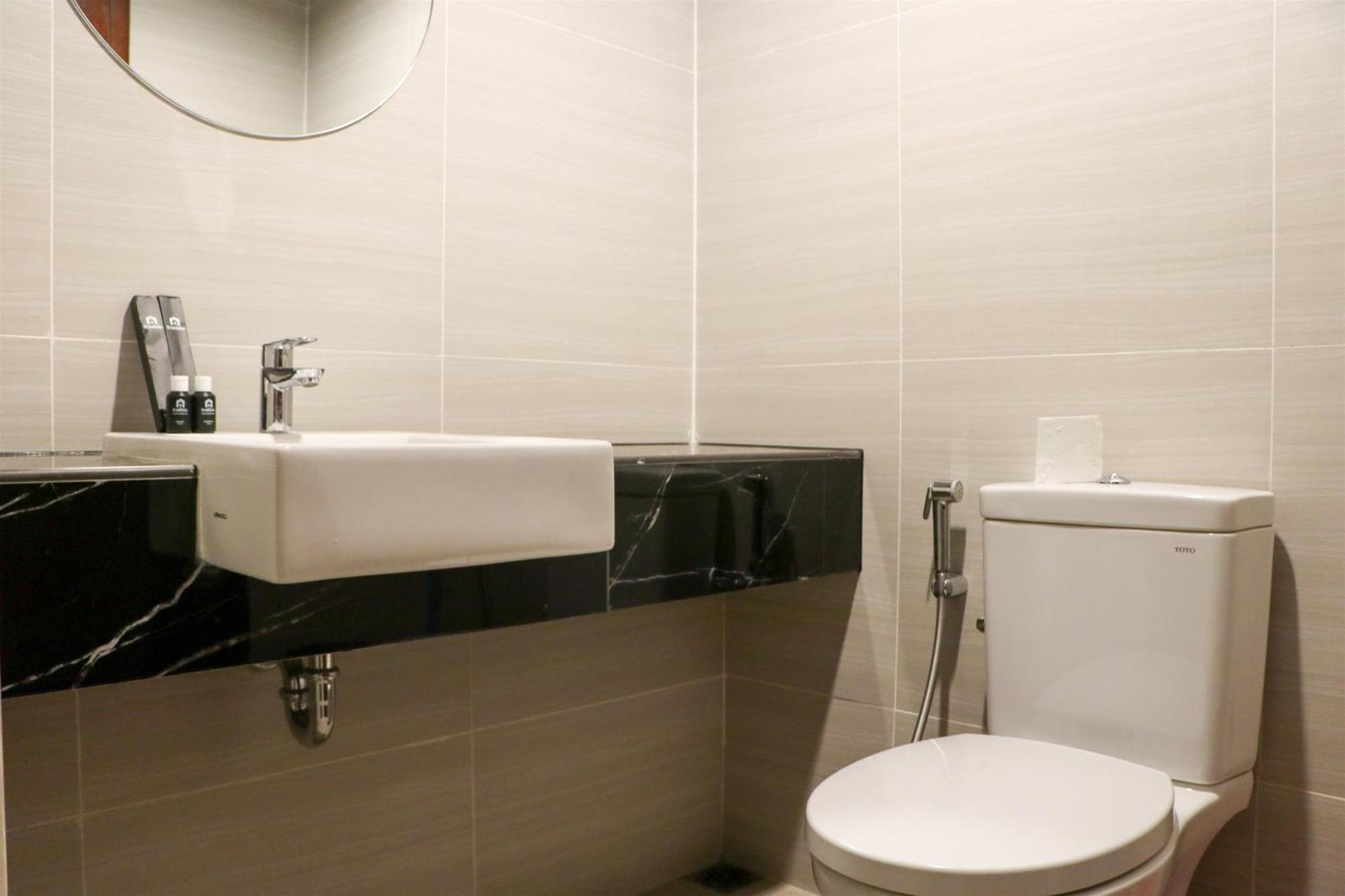 Good And Comfy West Vista By Travelio Apartment *
